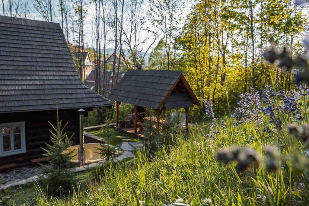 Zbojnicke Chalupky Villa Cavoj ภายนอก รูปภาพ
