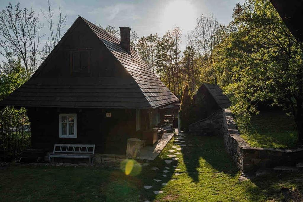 Zbojnicke Chalupky Villa Cavoj ภายนอก รูปภาพ